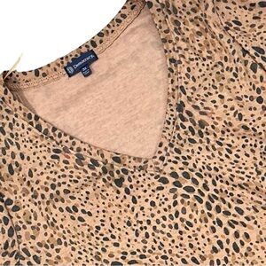 NWT $69 Democracy Plus Size Knit Top